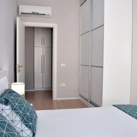 Διαμέρισμα Kika 2 *